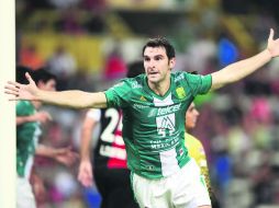 El argentino Mauro Boselli abrió el marcador para los Panzas Verdes anoche en el Jalisco, que fue el 1-1 momentáneo de su equipo. MEXSPORT /