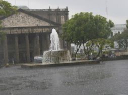 Se mantendrán las lluvias de moderadas a fuertes en el Estado. ARCHIVO /