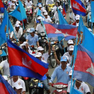 El partido gobernante anuncia que gana elecciones en Camboya