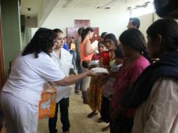 Las familias permanecieron albergadas durante este fin de semana en el refugio del DIF de San Martín Hidalgo.  /