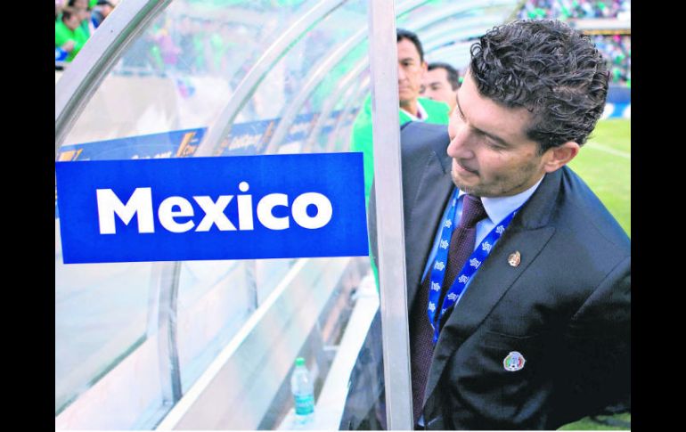 Otros tiempos.  ''Chepo'' de la Torre en la Copa Oro 2011, en la que el Tri fue campeón venciendo 4-2 a Estados Unidos. MEXSPORT /