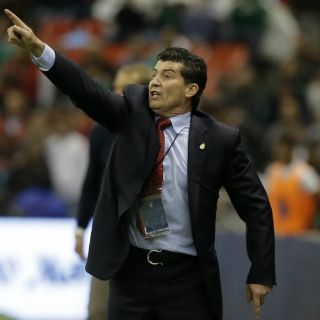 'Chepo' llega a la reunión con los directivos