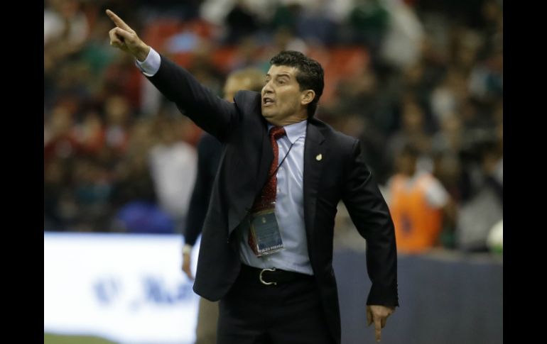 De la Torre ha sido señalado por la afición para que renuncie a su cargo. MEXSPORT /