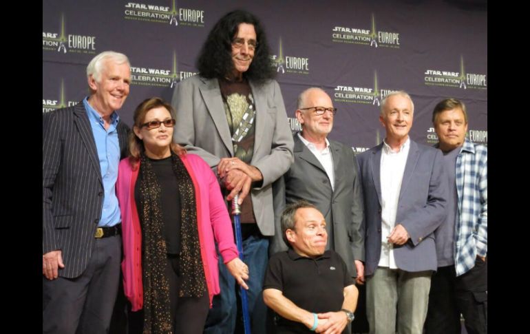 Los fanáticos de ''Star Wars'' tuvieron que esperar más de 30 años para ver a gran parte del elenco original reunido por primera vez. ESPECIAL /