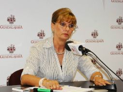 La regidora Maribel Alfeirán Ruíz cuestiona que el programa de mochilas no se enfoque a niños con escasos recursos. EL INFORMADOR /