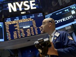Wall Street cierra con pérdidas mientras se espera conocer las conclusiones de la reunión de la Reserva Federal de EU. EFE /