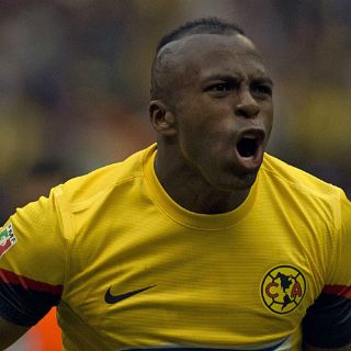 'Chucho' Benítez deja pendiente proyecto con su mamá