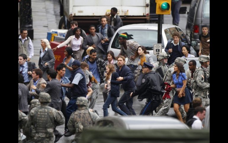 El argumento flojo y predecible, el tema ya empieza a chocar, pero aparece Brad Pitt y la taquilla se anima. ARCHIVO /