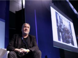 El artista Spencer Tunick es famoso por sus retratos de desnudos colectivos. ARCHIVO /