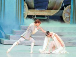 El ballet ''La Cenicienta'' está basado en el cuento de Charles Perrault. ARCHIVO /