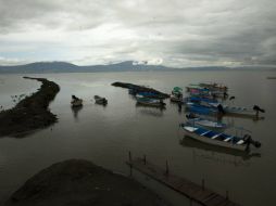 El vaso lacustre sigue recuperando el agua que había perdido del 19 de septiembre al 13 de junio. ARCHIVO /