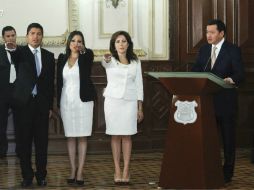 Osorio preside la toma de protesta de algunos funcionarios en Puebla. NTX /