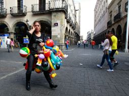 Agrega que la solución sería que regularización de ambulantes sea un éxito. ARCHIVO /