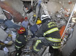 Una chispa de origen eléctrico o mecánico hizo explotar el coctel de inflamables acumulados desde los años treinta. AP /