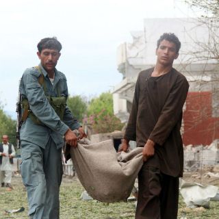 Suicidas atacan consulado indio en Afganistán