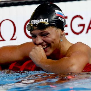 Rusia bate récord de los 50 braza en Mundial de Natación