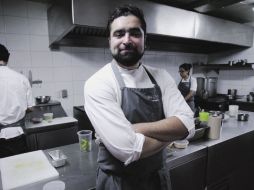 El chef tuvo la oportunidad de estudiar un diplomado en cocina y repostería en  España. ESPECIAL /