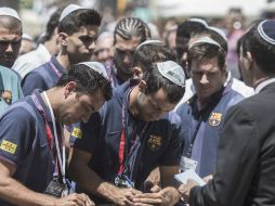 Algunos jugadores firman autógrafos y se dejan ver por los aficionados. AP /