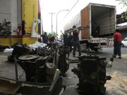 El decomiso de autopartes obtenidas de manera ilegal es una medida que se toma para combatir el comercio desleal. ARCHIVO /