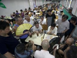 Las autoridades alertaron que el termómetro podría alcanzar la cifra récord de 41°C en zonas del este del país. EFE /