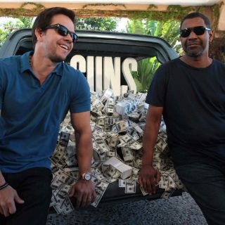 ''2 Guns'' abre fuego en la taquilla con Denzel Washington