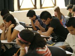 La SEP destaca que las Instituciones Educativas del Proemes aumentaron su oferta de 41 mil 406 a 45 mil 676 espacios educativos. ARCHIVO /