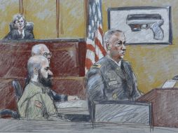 Nidal Hasan intentará convencer a los 13 jueces militares de que no merece la pena capital. EFE /