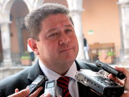 López Córdova niega acusaciones que lo relacionan con ambulantes. ARCHIVO /