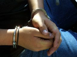 Los dos sujetos fueron puestos a disposición de la Fiscalía para determinar su situación legal. ARCHIVO /