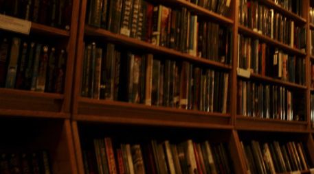 Luego de que el escritor se suicidara, fueron encontradas algunas notas que conformarían ''The pale King''. ARCHIVO /