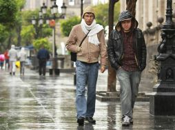 El SMN pronostica para Jalisco, como para la mayor parte del país, fuertes lluvias para hoy; extreme precauciones. ARCHIVO /