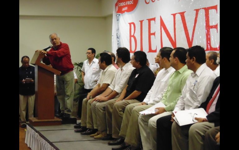 El secretario general de la CROC en Jalisco, Antonio Álvarez Esparza, durante el Consejo Estatal Ordinario del organismo.  /