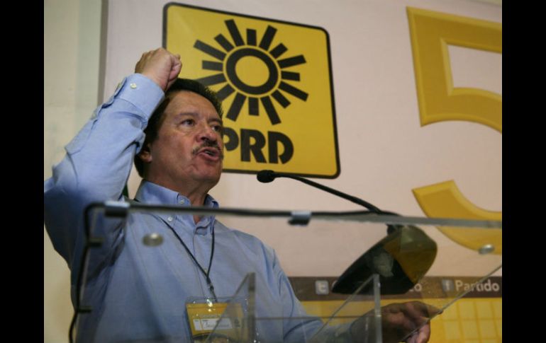 El secretario de Fomento al Empleo del DF, Carlos Navarrete Ruiz, durante su participación en el Consejo Nacional del PRD. NTX /