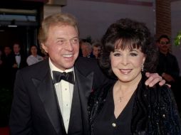 Eydie Gormé junto a su esposo Steve Lawrence. ¿En qué hogar mexicano no tienen su disco, grabado al  lado de Los Panchos?.  /