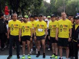 Aunque presente, Mancera (c) no participó debido a que se prepara para el Maratón Internacional de la Ciudad de México. ARCHIVO /