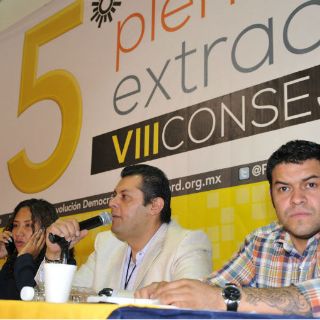 Consejo Nacional avala permanencia del PRD en Pacto por México