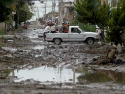 Se han limpiado dos terceras partes de la zona enlodada. ARCHIVO /