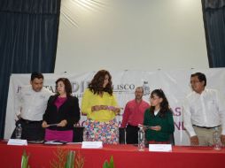 Laura Patricia Hernández Gómez, presidenta del Sistema DIF Guadalajara, estuvo presente en el acto protocolario.  /