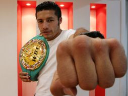 Jhonny González se encuentra en las últimas etapas de su entrenamiento para enfrentar a Abner Mares. ARCHIVO /