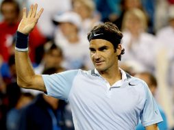 Federer evita jugar el tercer set ante su rival. AFP /