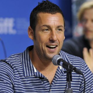 Adam Sandler se niega a envejecer