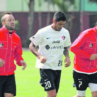 Poco qué festejar en Colomos