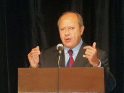 Carlos Romero Deschamps afirma que hay una campaña para descalificar al sindicato petrolero. ARCHIVO /