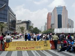 Los integrantes de la coordinadora protestan contra la reforma educativa con un bloque en el Paseo de la Reforma. ARCHIVO /