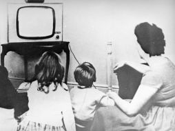 Es recomendable que cuando los niños vean TV, un adulto supervise lo que elijan ver. ARCHIVO /