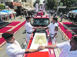 Los enfrentamientos han dejado cientos de heridos. Ayer, las Fuerzas Armadas rindieron honores a los soldados caídos. ESPECIAL /