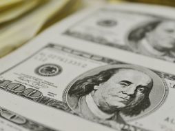 El dólar se vende algunos centavos menos respecto a su jornada anterior. ARCHIVO /