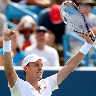 Berdych sorprende a Murray