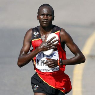 Kiprotich gana maratón del Mundial de Atletismo