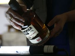 Parte del cargamento fue vendido; sólo se recuperaron 276 cajas de whisky robadas. ARCHIVO /